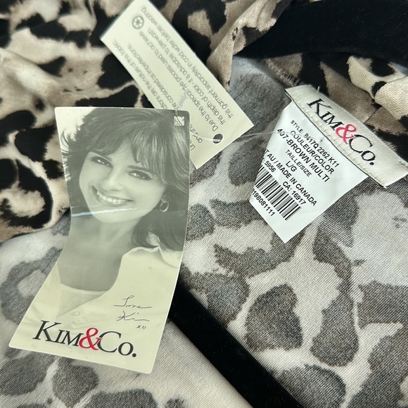 Kim & Co leopard print open cover up/sweater - Picture 7 of 7